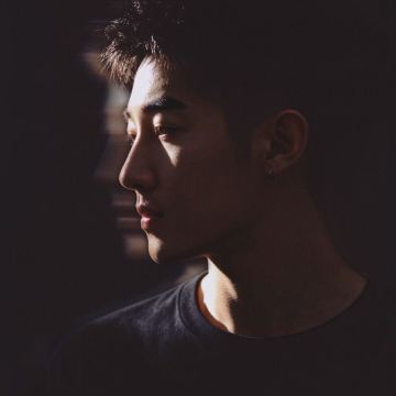 user-avatar