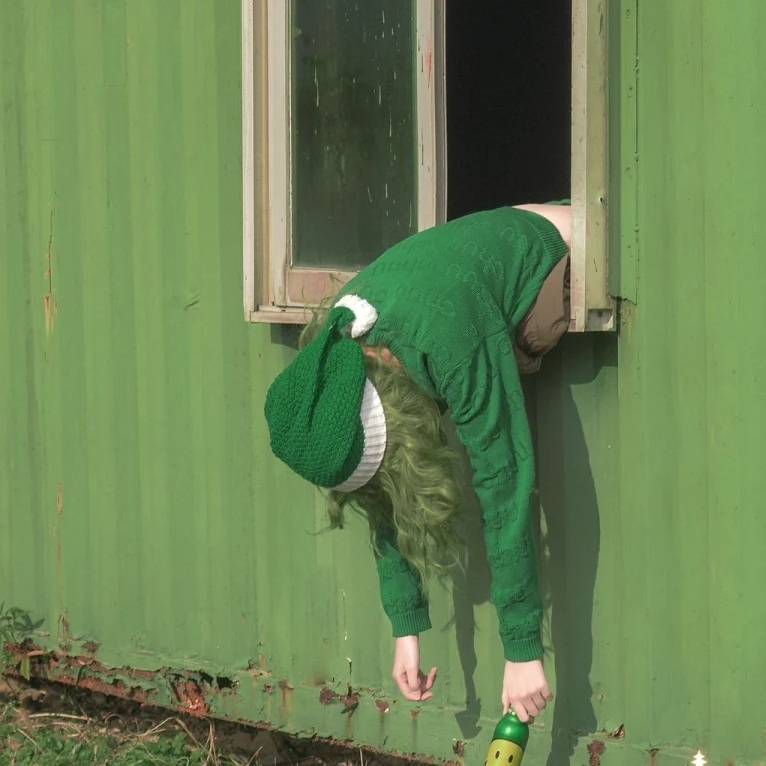 head-img