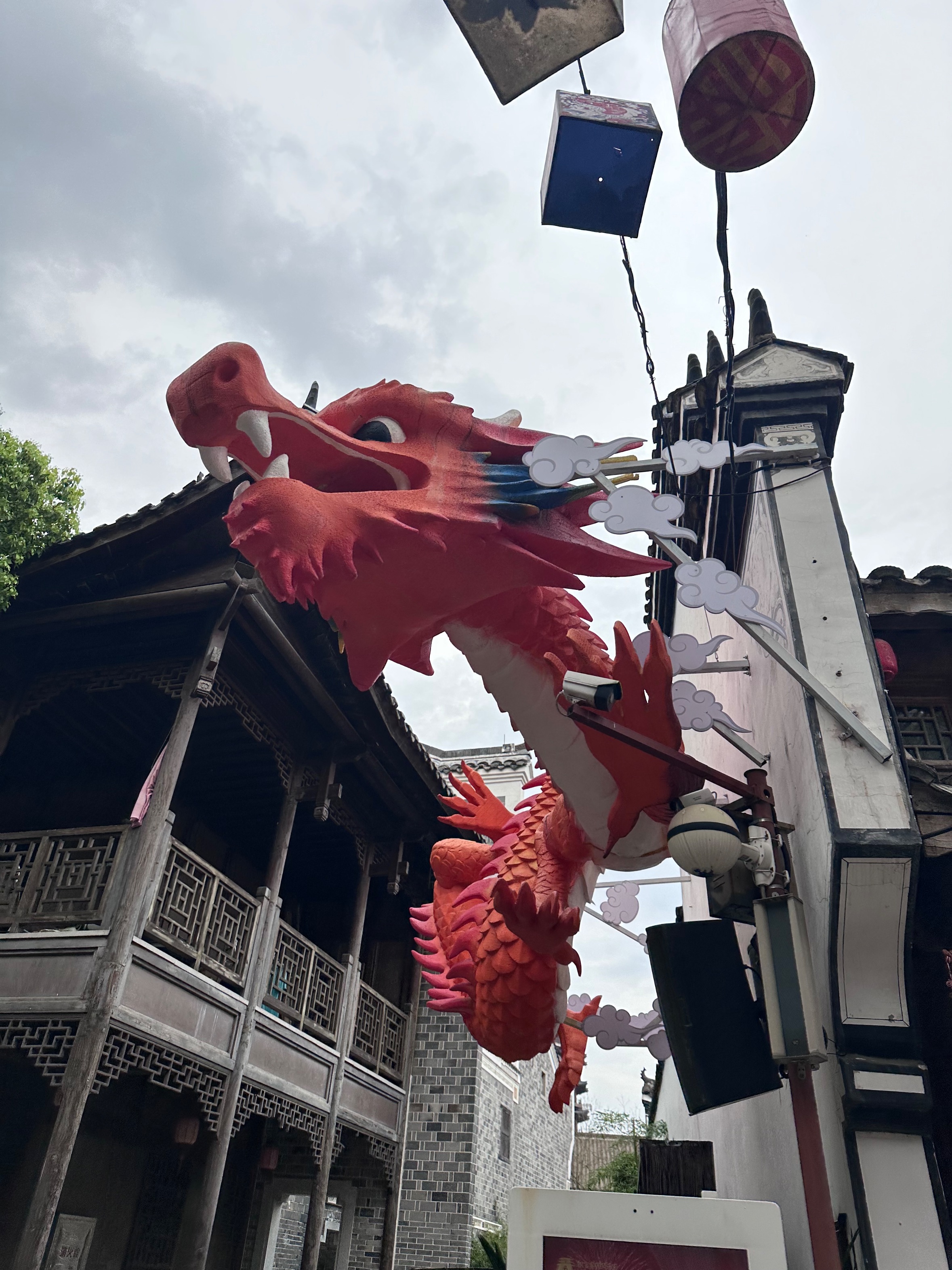 Tongguan Kiln Guofeng Park Review | An Absolute Standout on the Top Attractions List