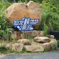 Rafting in Xianlong Canyon