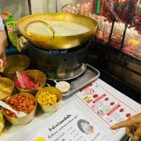 ป้าอ้วนบัวลอยมือถือ ร้านประจำพระเทพรัตนฯ