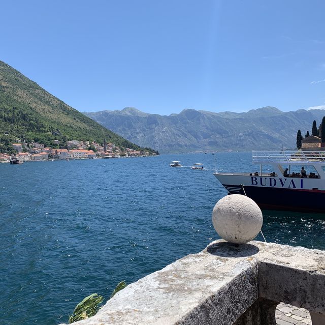 海灣內著名｜岩上聖母島