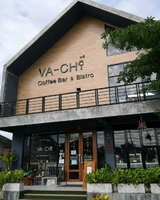 VA-CHI Coffee bar & Bistro (วาชิ) 