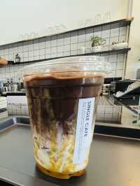 คาเฟ่ในเมืองทุ่งสง