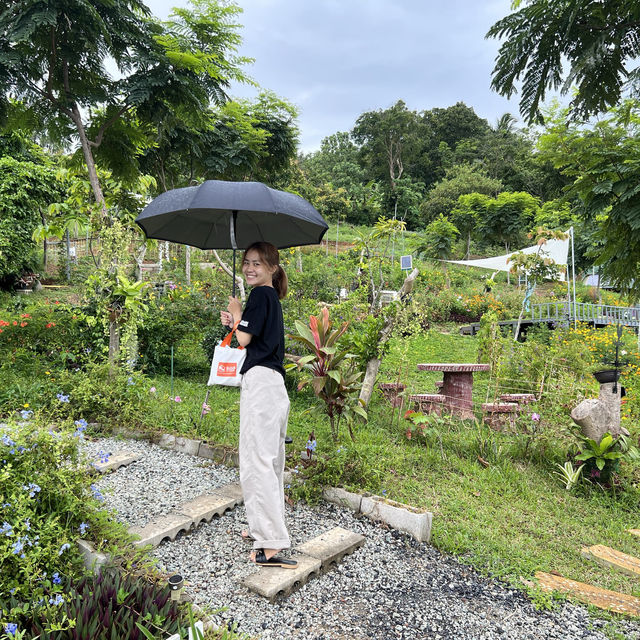 คาเฟ่บนเขาที่อ่าวมะขาม / ภูเก็ต