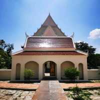 วัดป่าโมกวรวิหาร พุทธศิลป์ที่งดงาม