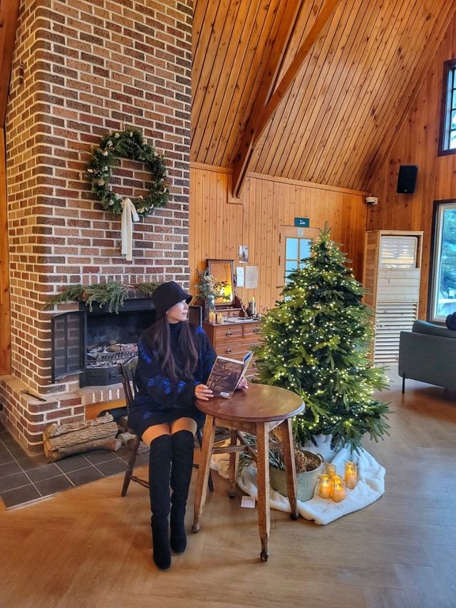 숲속산장에서 크리스마스 즐기는 기분, 청도 카페월든🎄