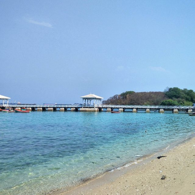เกาะสีชัง 🏝️ ไม่ได้น่าชัง เหมือนดั่งชื่อ 🥰