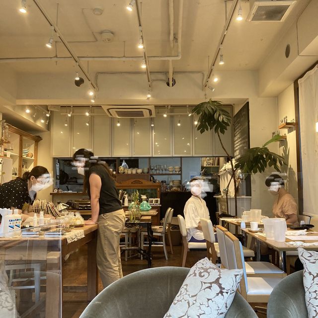 美味しい野菜と自家製パン、本格的紅茶でまったり💕