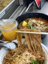 눈만 돌리면 송정해수욕장이 보이는 힙한 태국음식점, 누들누들찹찹🍜