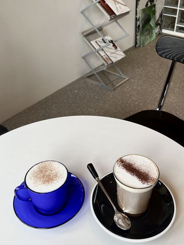 대구 달서구 감성 카페 '스테인드글라스' ☕️🤎