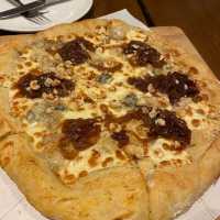 "灣仔特色pizza"