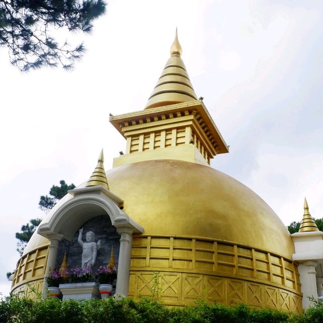วัดสวยบนเนินเขา 