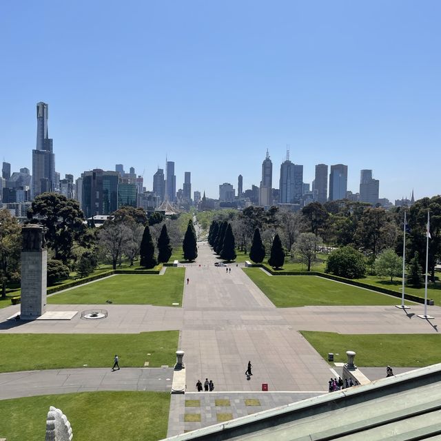 shrine of remembrance and its view 