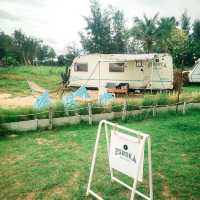 EUREKA  BEACH CAFE' HUAHIN 