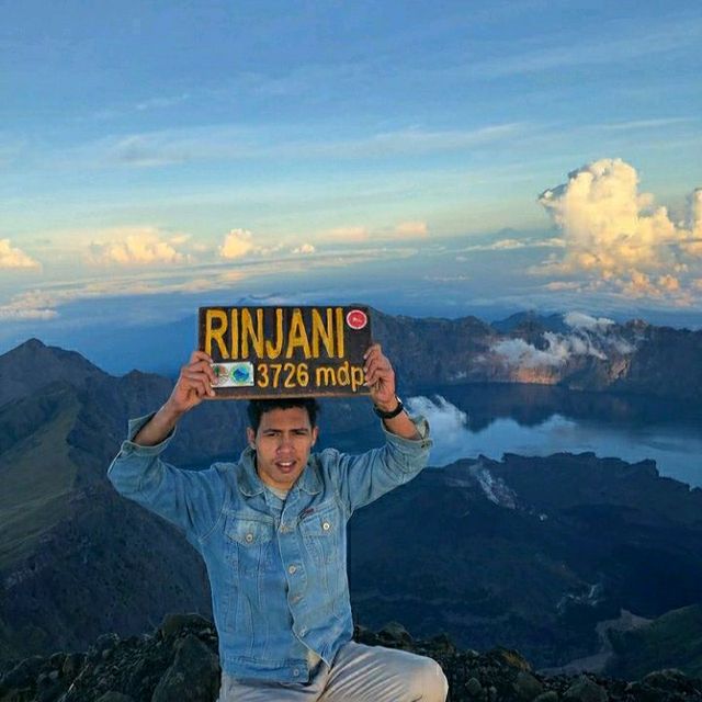 MOUNT RINJANI