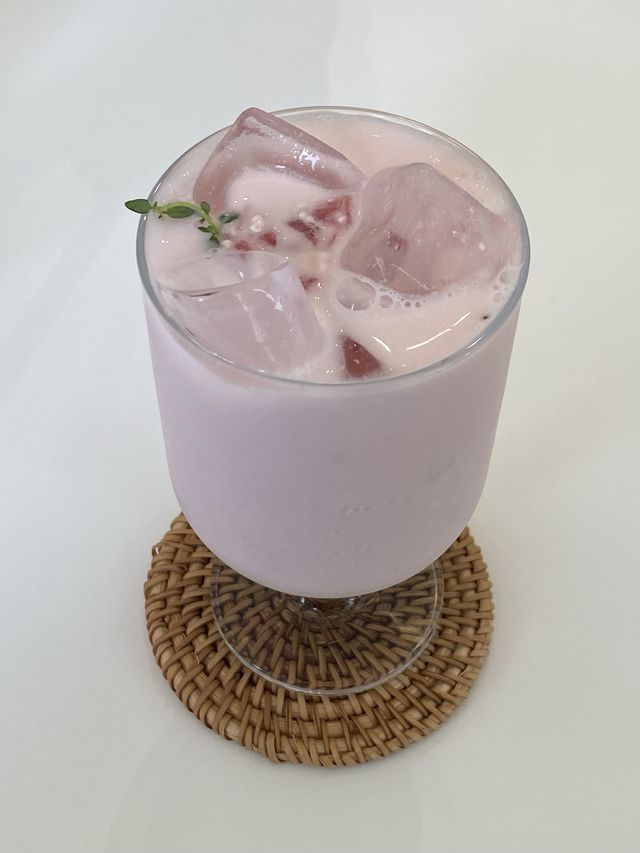 화이트 감성 카페 추천 🍨 