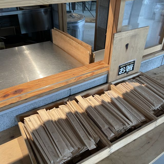 visonにあるバラックというお店で松飯炭（マンハッタン）にやって来ました！