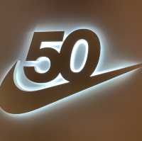 Nike 50年