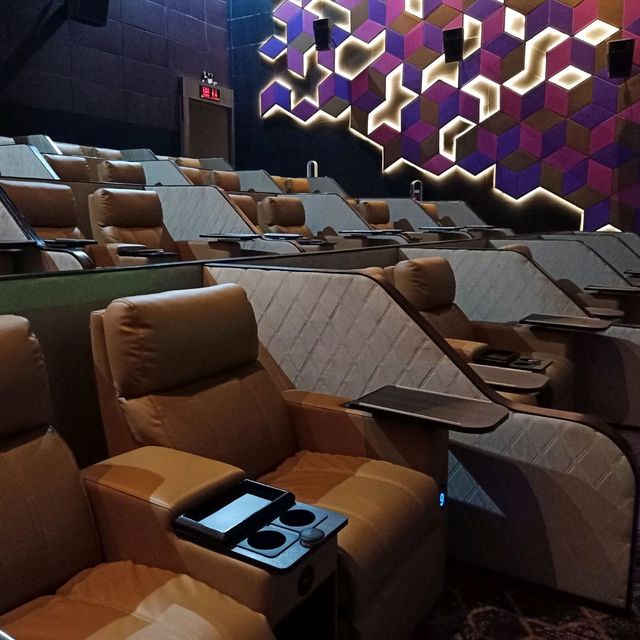 ชวนมาดูหนังที่ VIP ICON CINECONIC 