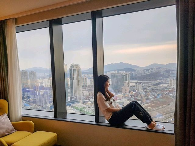 노보텔 스위트 앰배서더 서울 용산, 한강뷰 주니어스위트 🏨