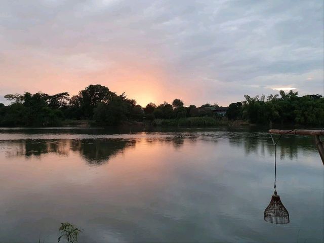 The Antique Riverside บ้านโป่ง ราชบุรี