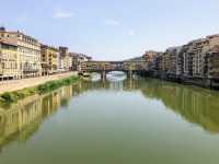 The Arno River Florence Italy 🇮🇹 