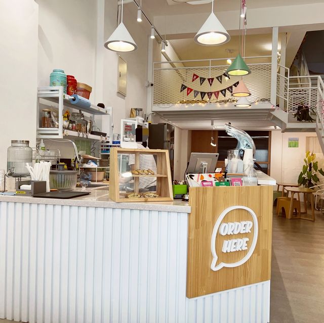 好耶！主義｜最悠閒的早午餐店剛開不久喔