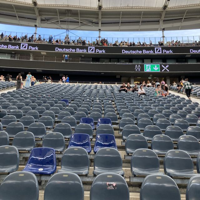 《📍德國》演唱會自肥初體驗 — Deutsche Bank Park