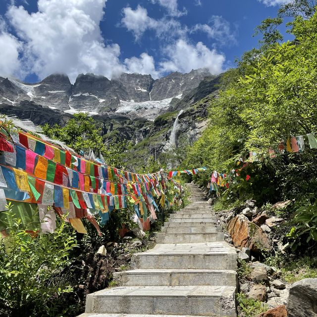 Outdoor trek at sacred Tibetan site 