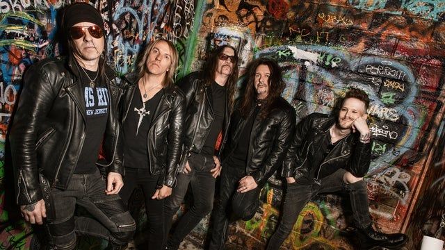 The Gangs All Here Tour With Skid Row And Buckcherry | Rialto Square Theatre