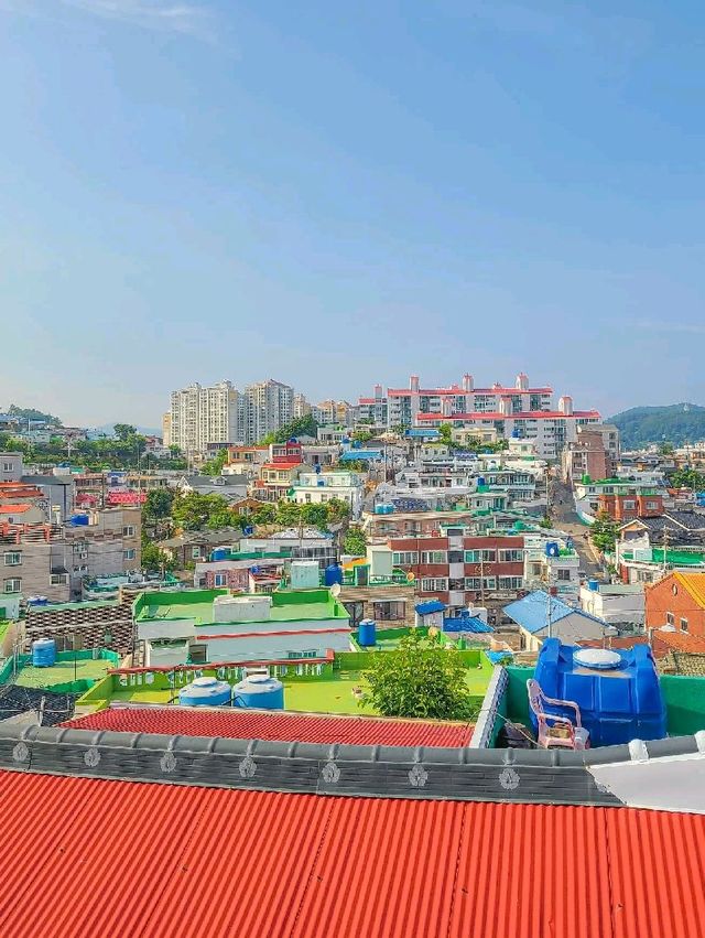 알록달록 귀여운 그림이 많은 동피랑 