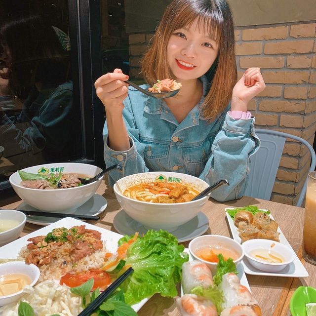酸辣開胃的美式越南料理！燈光美氣氛佳竹北餐廳