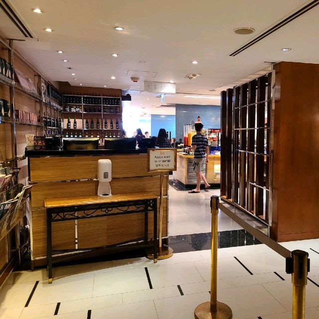 行政酒廊任食任飲的四星酒店宅渡假