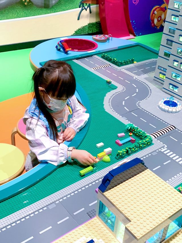 #夏日親子樂🌟一齊嚟探索 LEGOLAND®️ Discovery Centre  放寬啦!放寬啦!終於可以出街玩! 但又唔想咁快去啲太多人嘅地方 一於帶契女去LEGOLAND®️ Discover #夏日親子樂🌟一齊嚟探索 LEGOLAND®️ Discovery Centre  放寬啦!放寬啦!終於可以出街玩! 但又唔想咁快去啲太多人嘅地方 一於帶契女去LEGOLAND®️ Discover