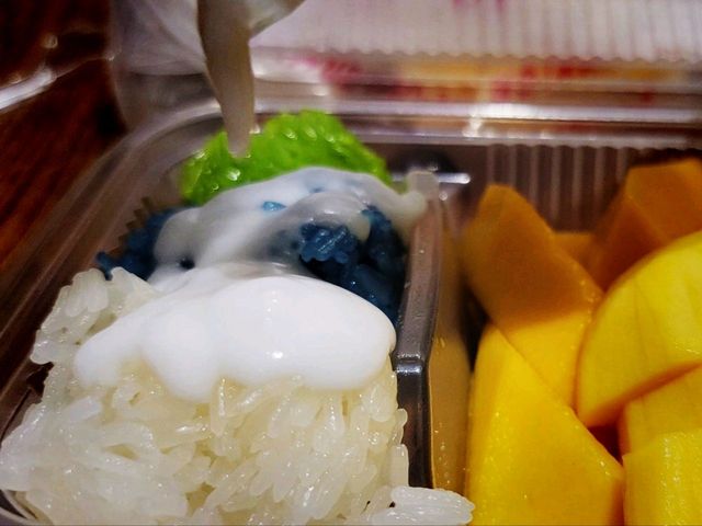疫情後依然能享受到的美味芒果糯米飯 Mae Varee