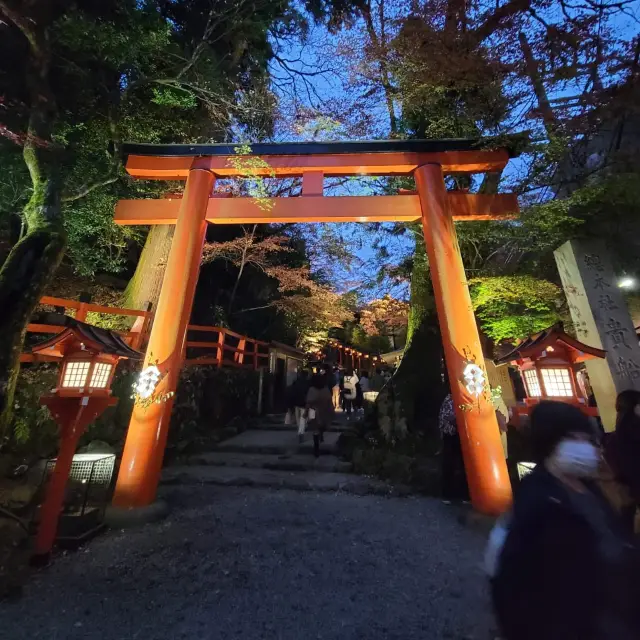 被譽為日本最美神社之一｜貴船神社