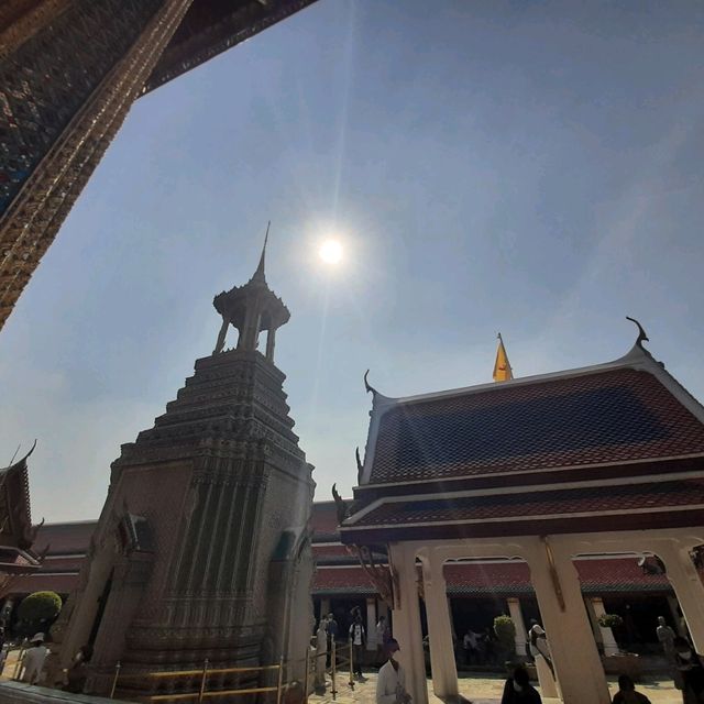 Visit the Grand Palace in Bangkok 
