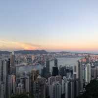 ✨🤍香港最美景色- 太平山頂『獅子亭』 ⛰️🪄