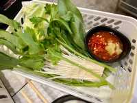 ย่าง ติด มันส์ : อิ่มไม่อั้นหลักร้อย