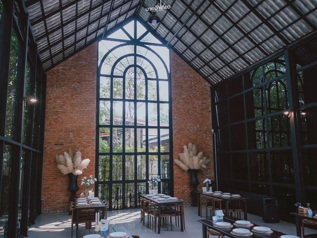 𝐅𝐢𝐨𝐧𝐚 𝐓𝐫𝐨𝐩𝐢𝐜𝐚𝐥 𝐂𝐚𝐟𝐞  จ.อยุธยา