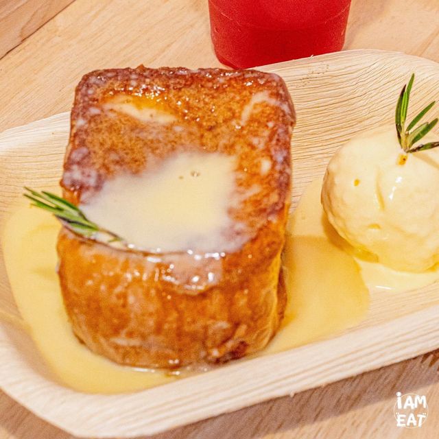 ร้านดังตลาดจ๊อดแฟร์ ขนมปังเนยสดชุ่มฉ่ำๆ