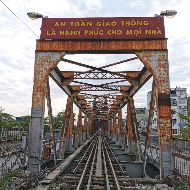 河內必玩景點--Long Bien Bridge龍邊橋