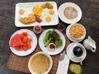 La A Natu Bed & Bakery
