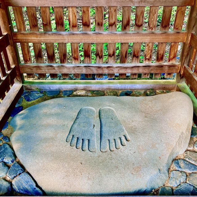 【京都】お釈迦様の仏足石