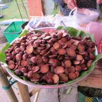 Thai Snacks Along the Khlong Hae Street