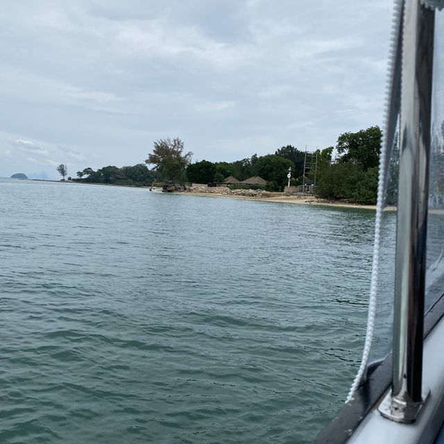 วิลล่าหรู วิวอลังการที่เดอะนาคาไอแลนด์