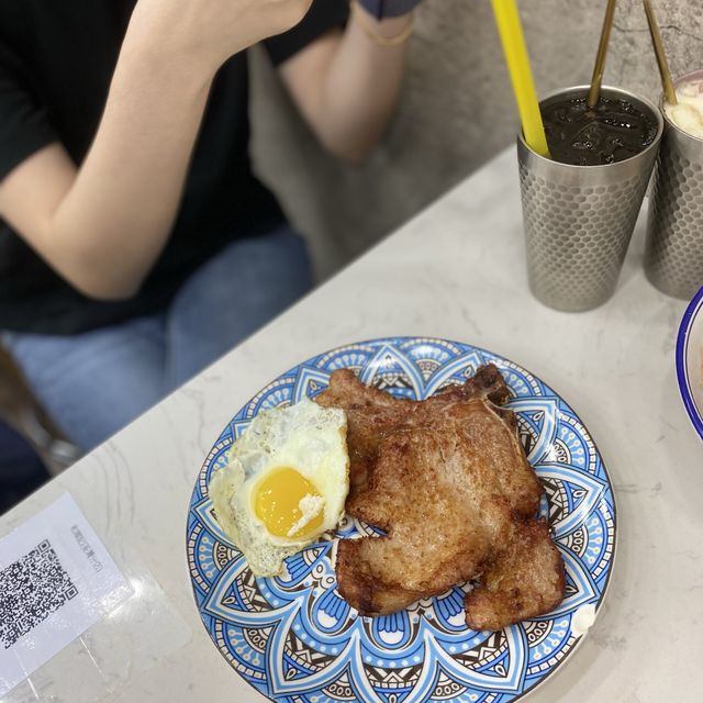 超誇張 巨型生炸雞髀🍗🤪