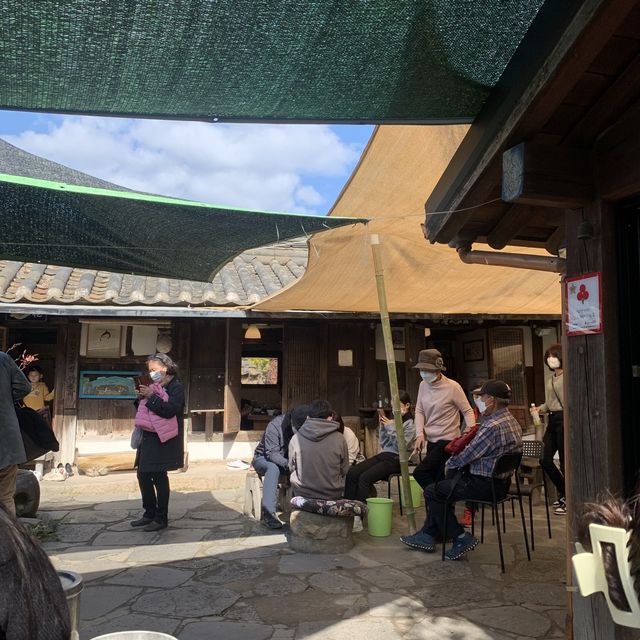 경주 황리단길 한정식집, 도솔마을