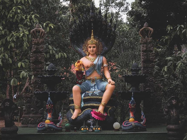 พุทธอุทยานวังน้ำเขียว